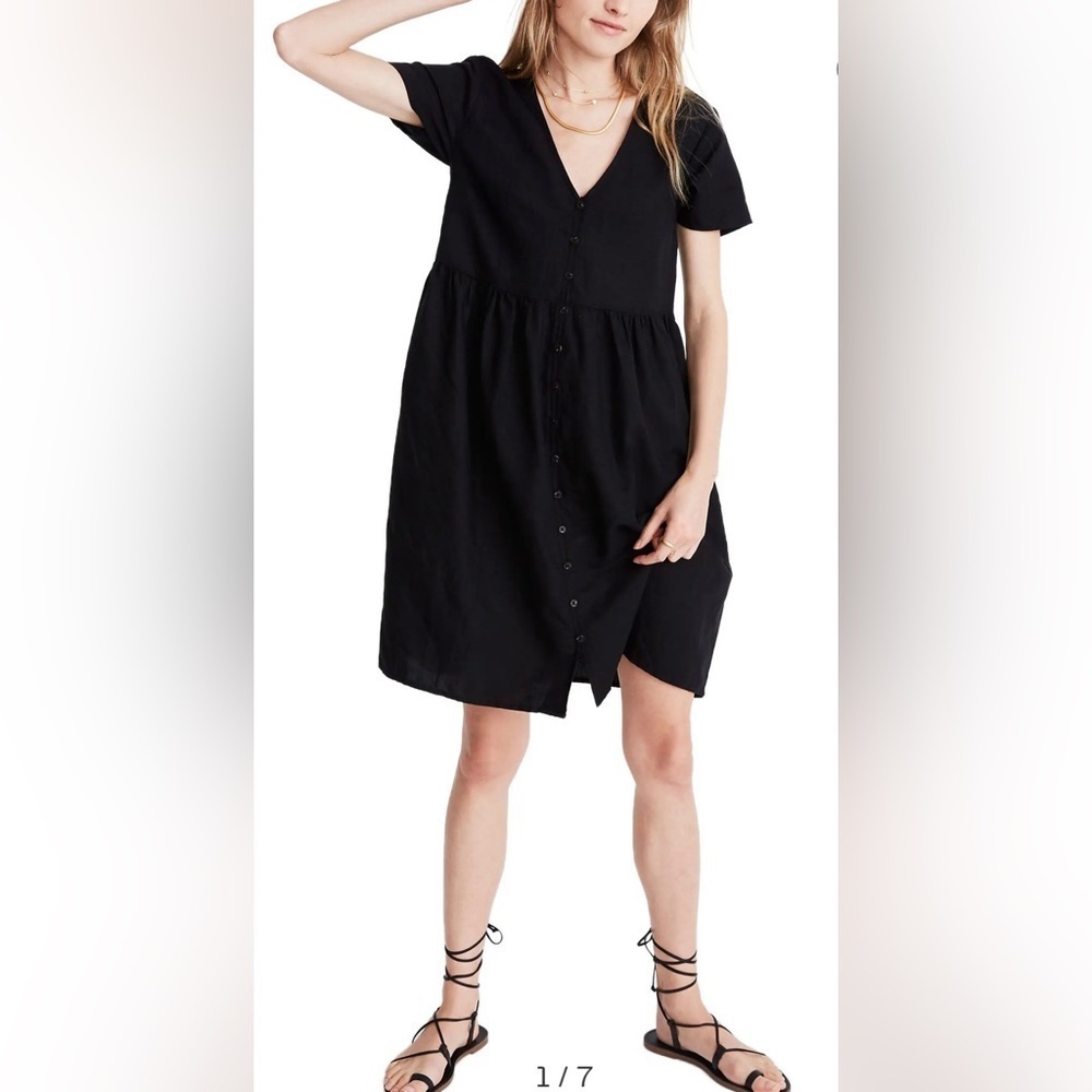Black V-Neck Button-Front Short Sleeve Dress